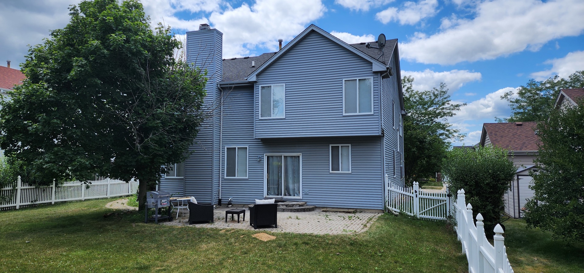 2145 Colchester Avenue Property Photo 4
