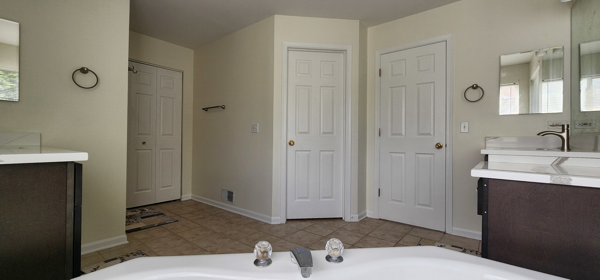2145 Colchester Avenue Property Photo 23