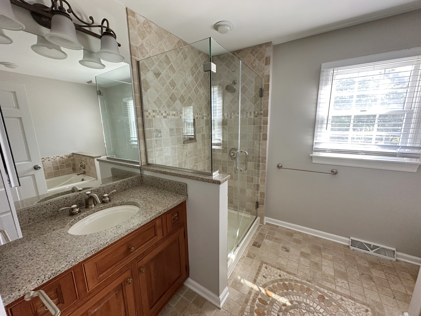 508 W Golf Road Property Photo 17