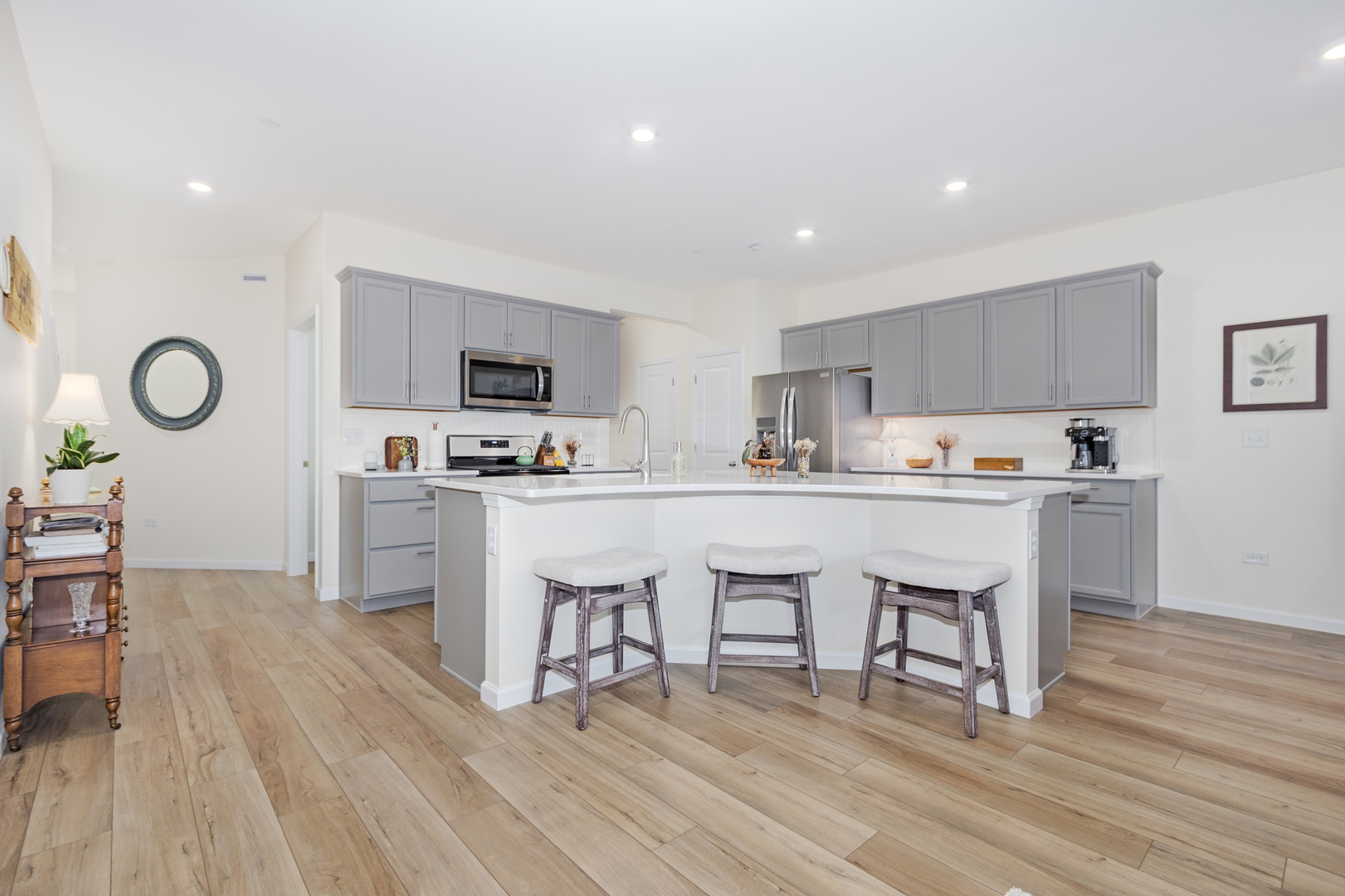 2211 Horseshoe Circle Property Photo 6