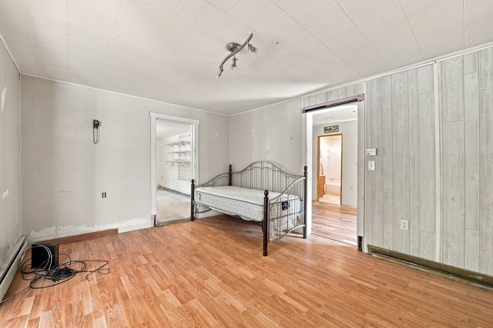 727 E Jackson Street Property Photo 6