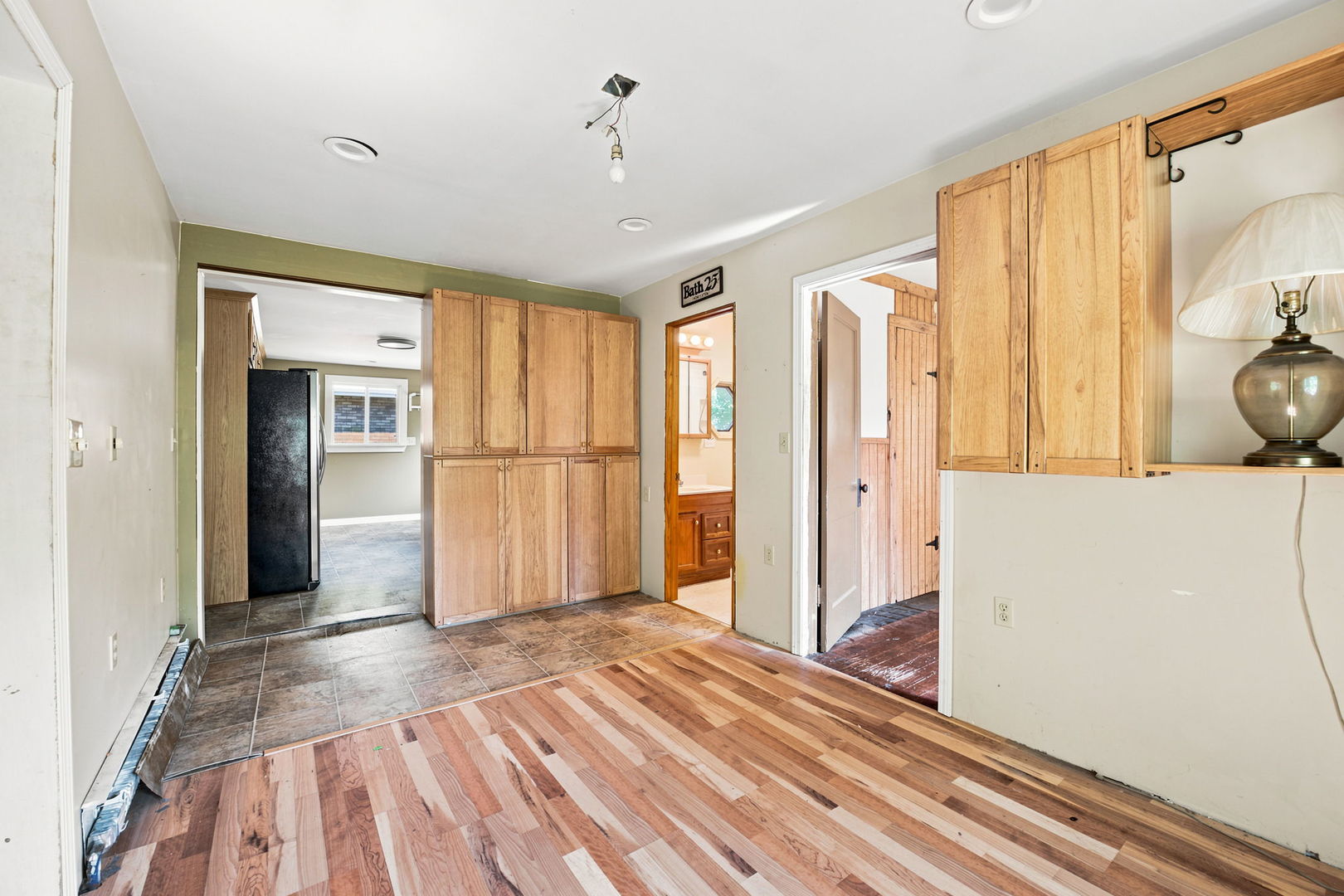 727 E Jackson Street Property Photo 10