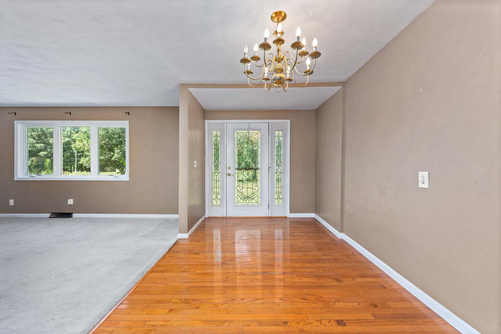 4022 Landmark Road Property Photo 5