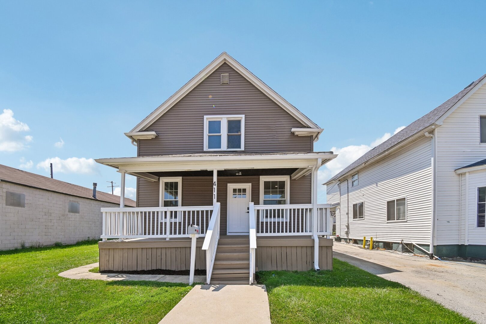 411 Leach Avenue Property Photo 1