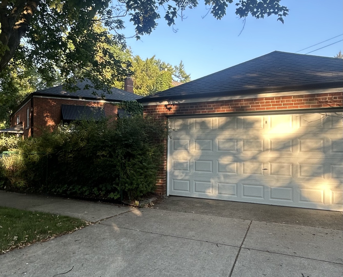 7030 N Ionia Avenue Property Photo 25