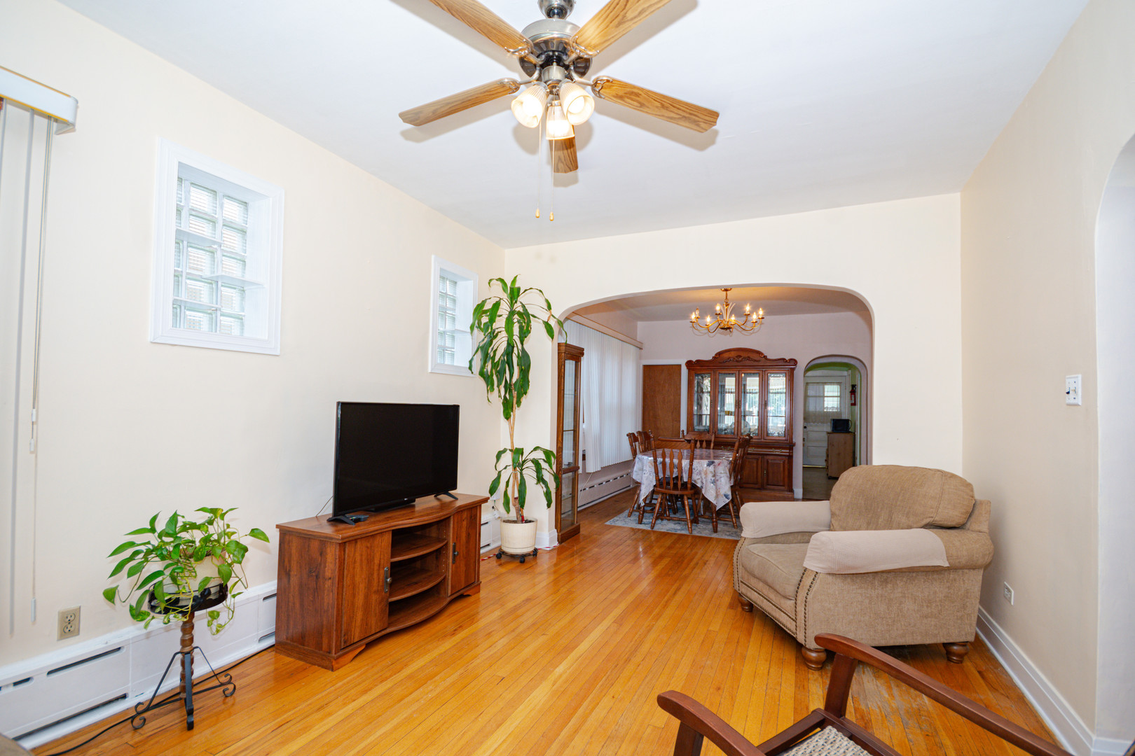 6251 W Grace Street Property Photo 8