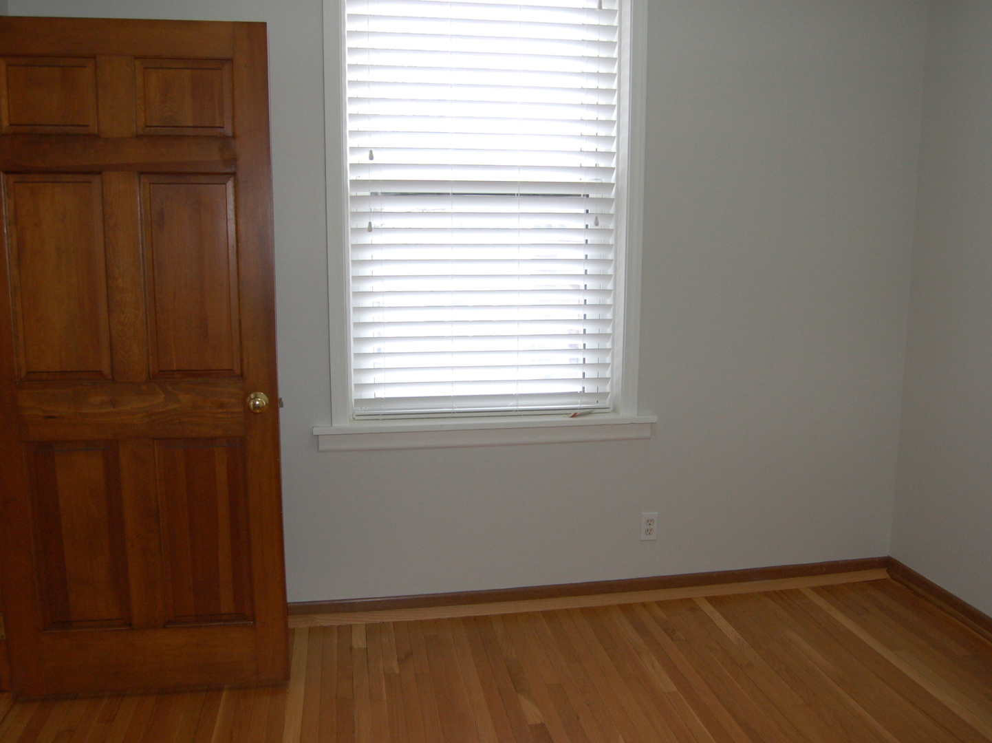 1668 W Edgewater Avenue 2s Property Photo 5