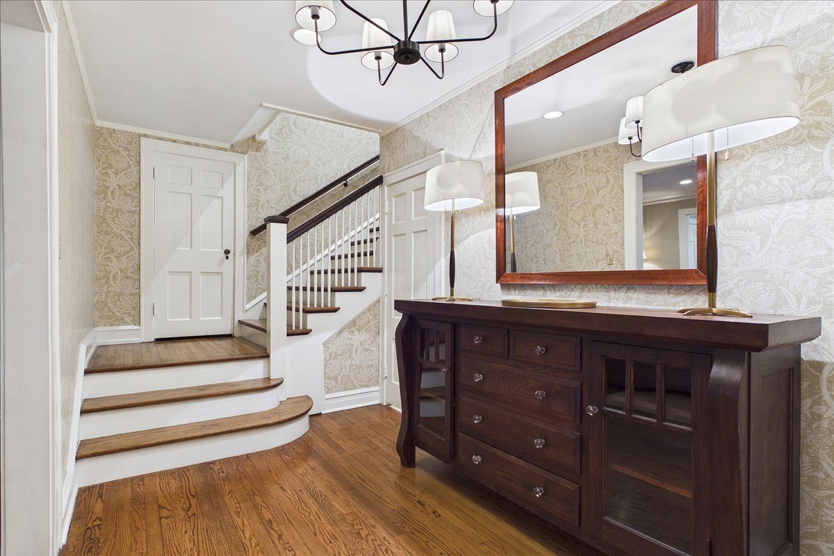 1440 Tower Road Property Photo 6