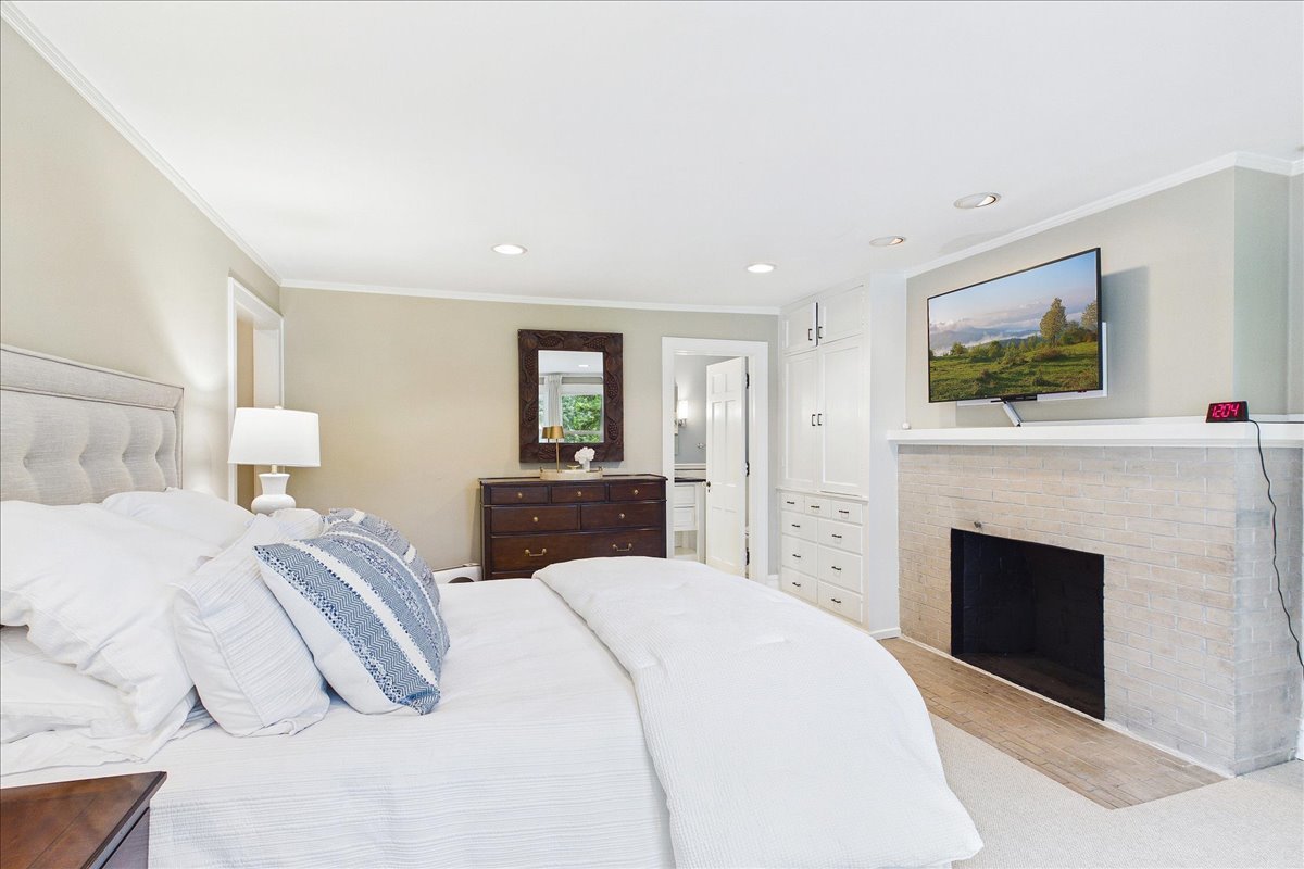 1440 Tower Road Property Photo 26