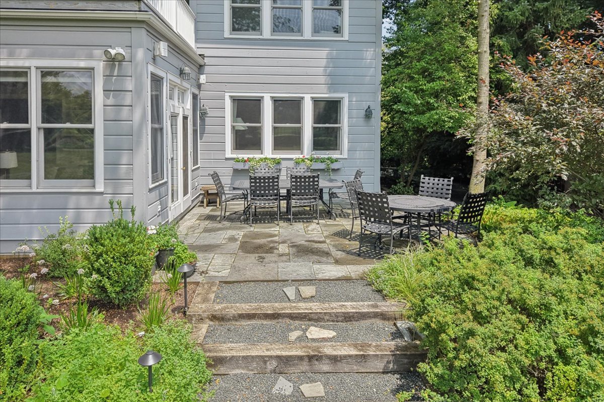 1440 Tower Road Property Photo 34