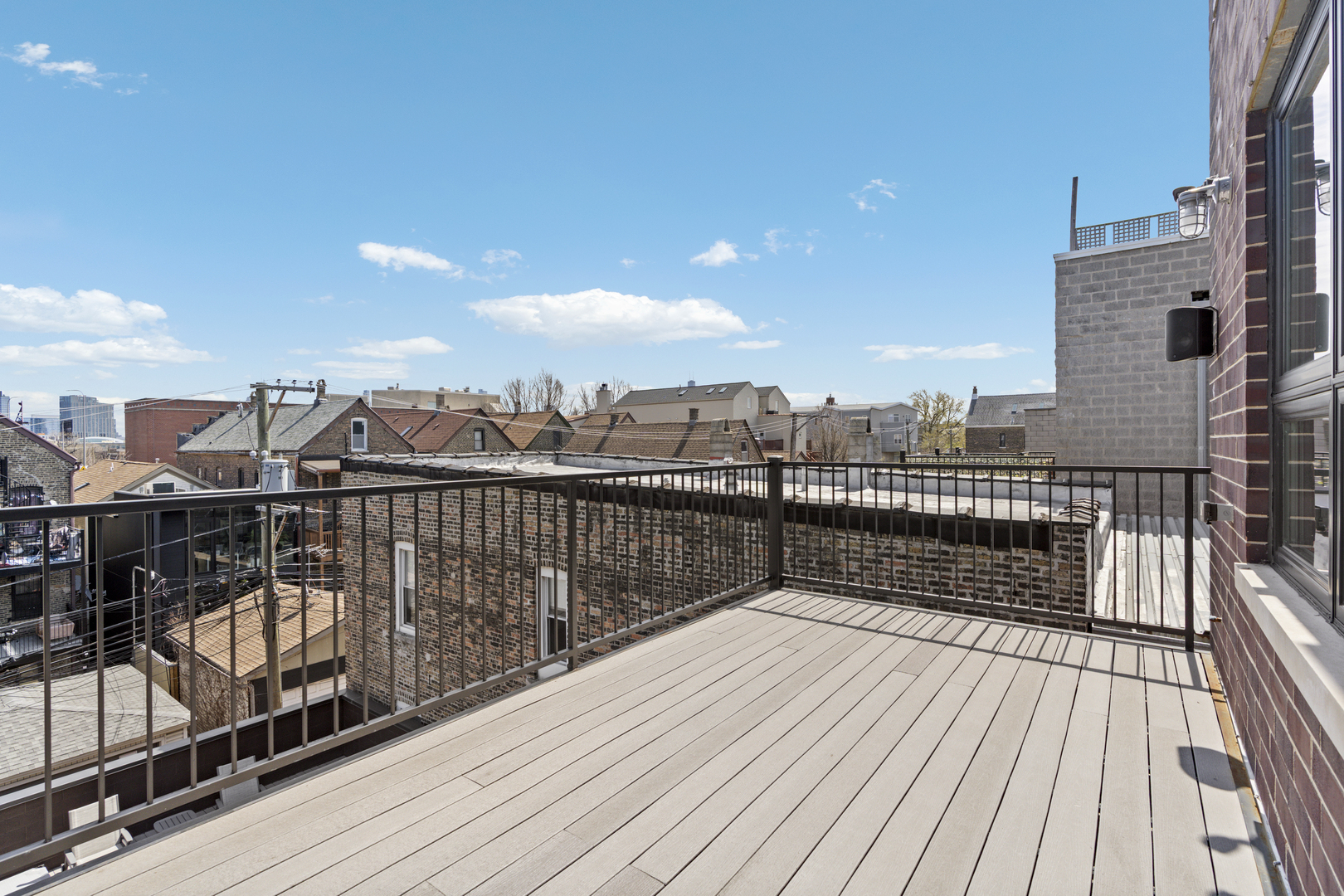1525 N Bosworth Avenue 3s Property Photo 20