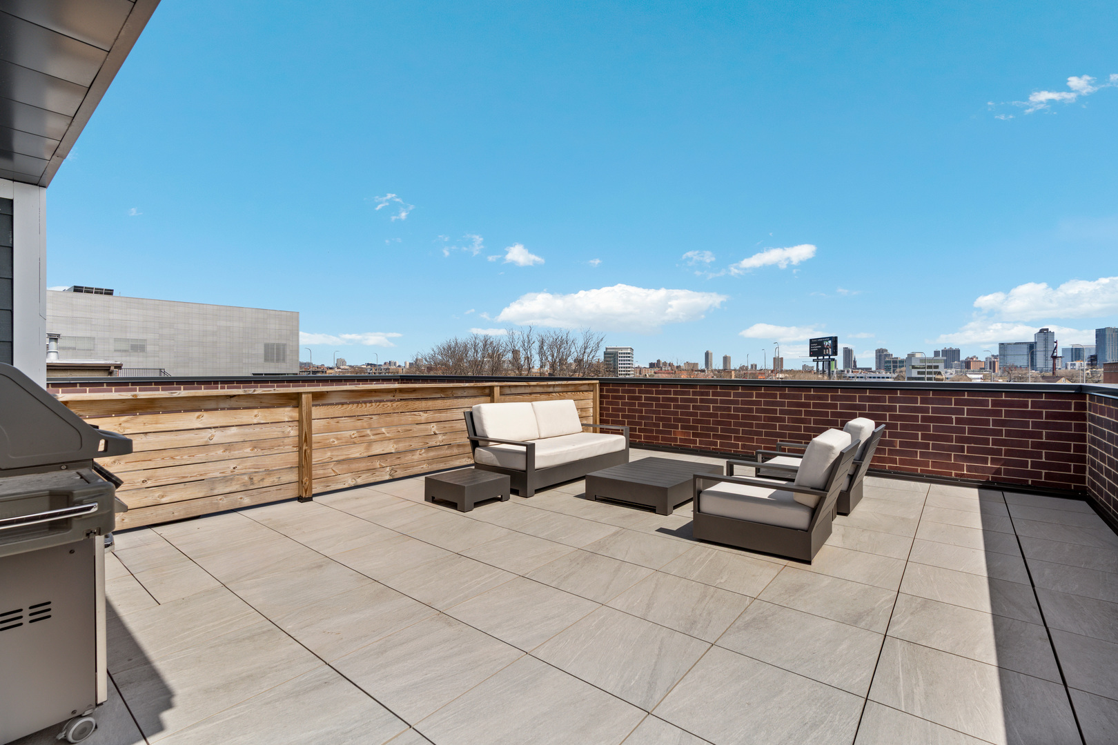 1525 N Bosworth Avenue 3s Property Photo 21