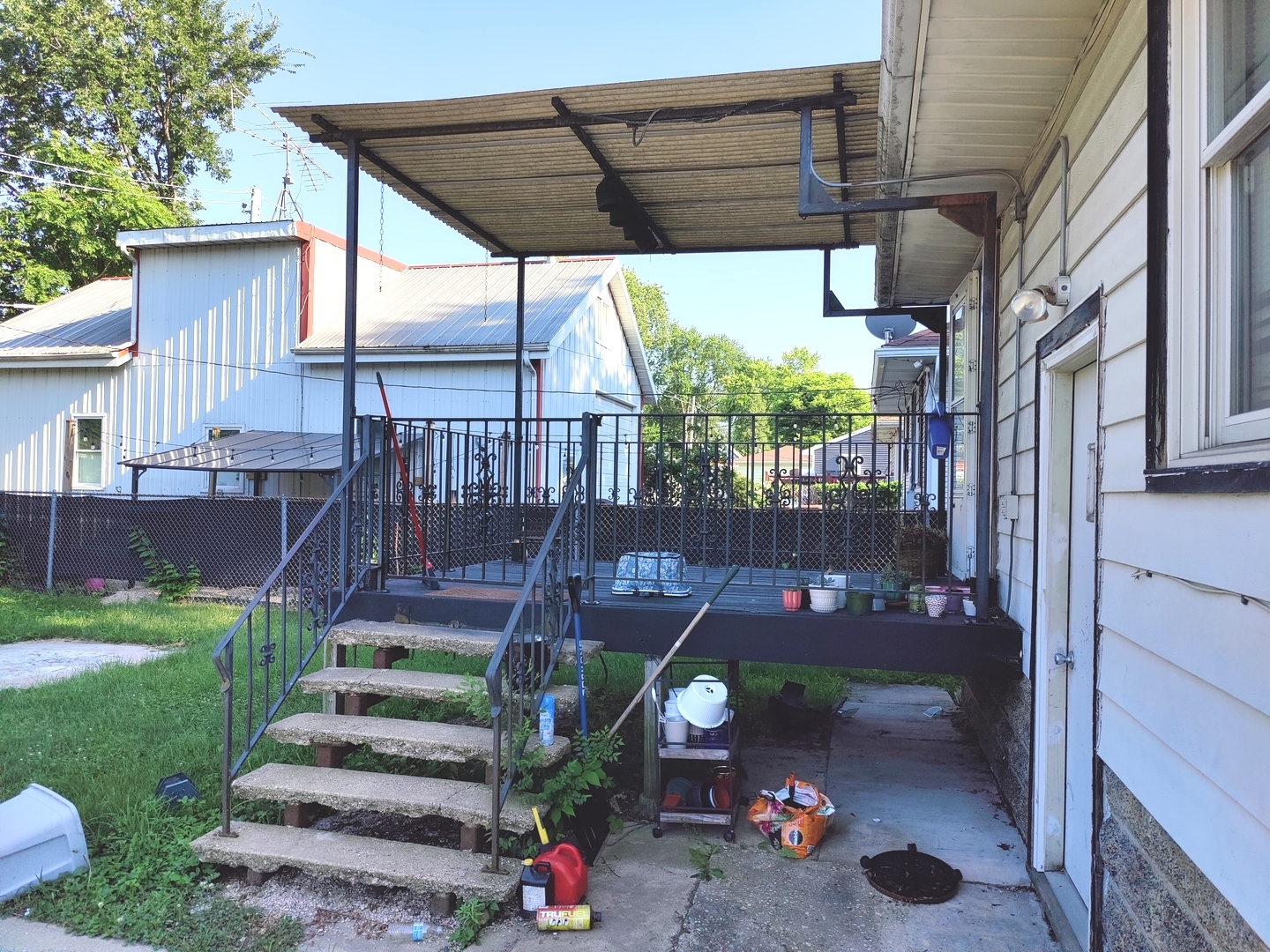 108 S Park Road Property Photo 3