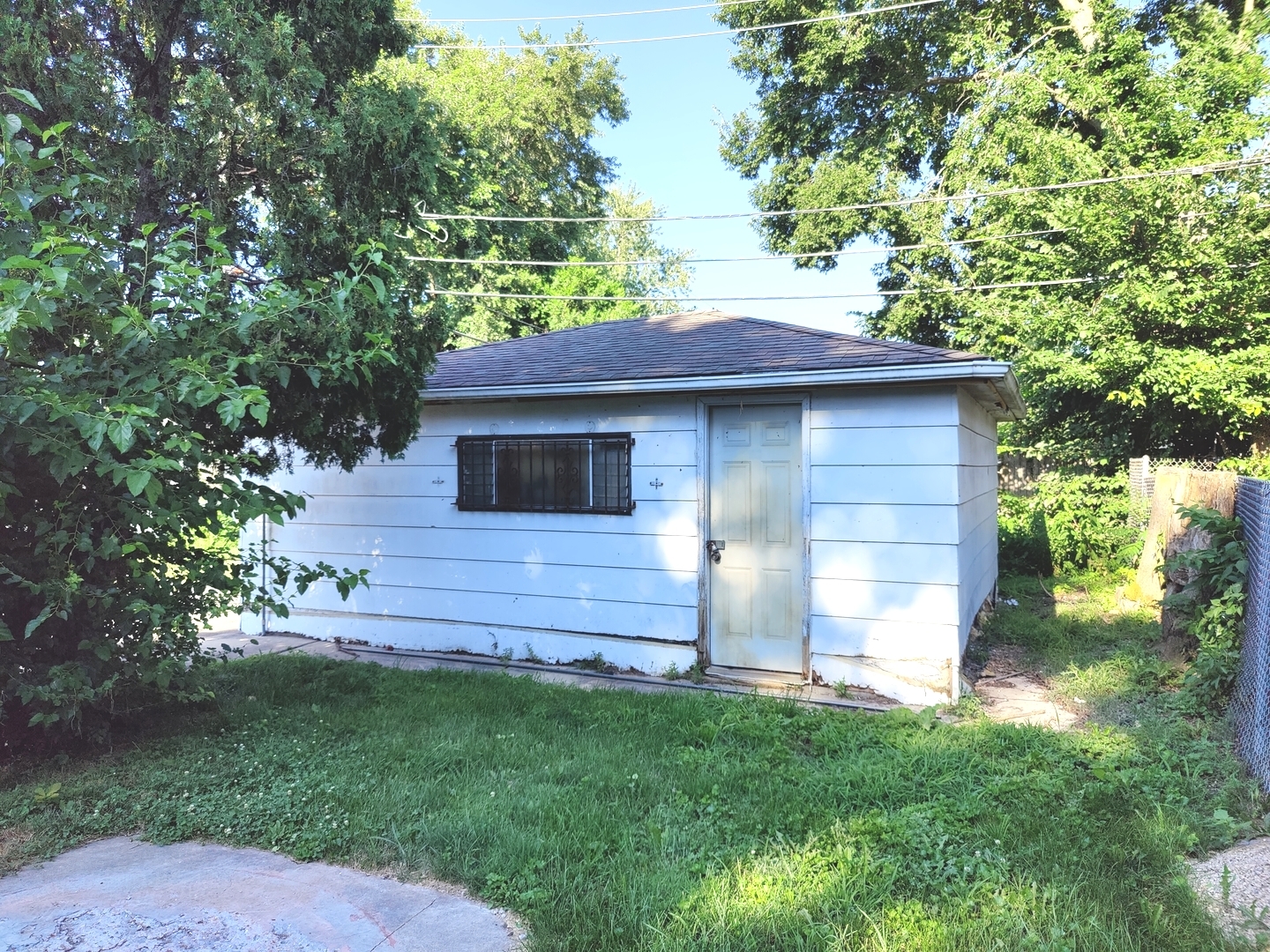 108 S Park Road Property Photo 4
