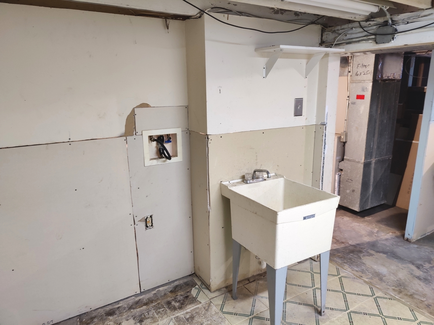 108 S Park Road Property Photo 26