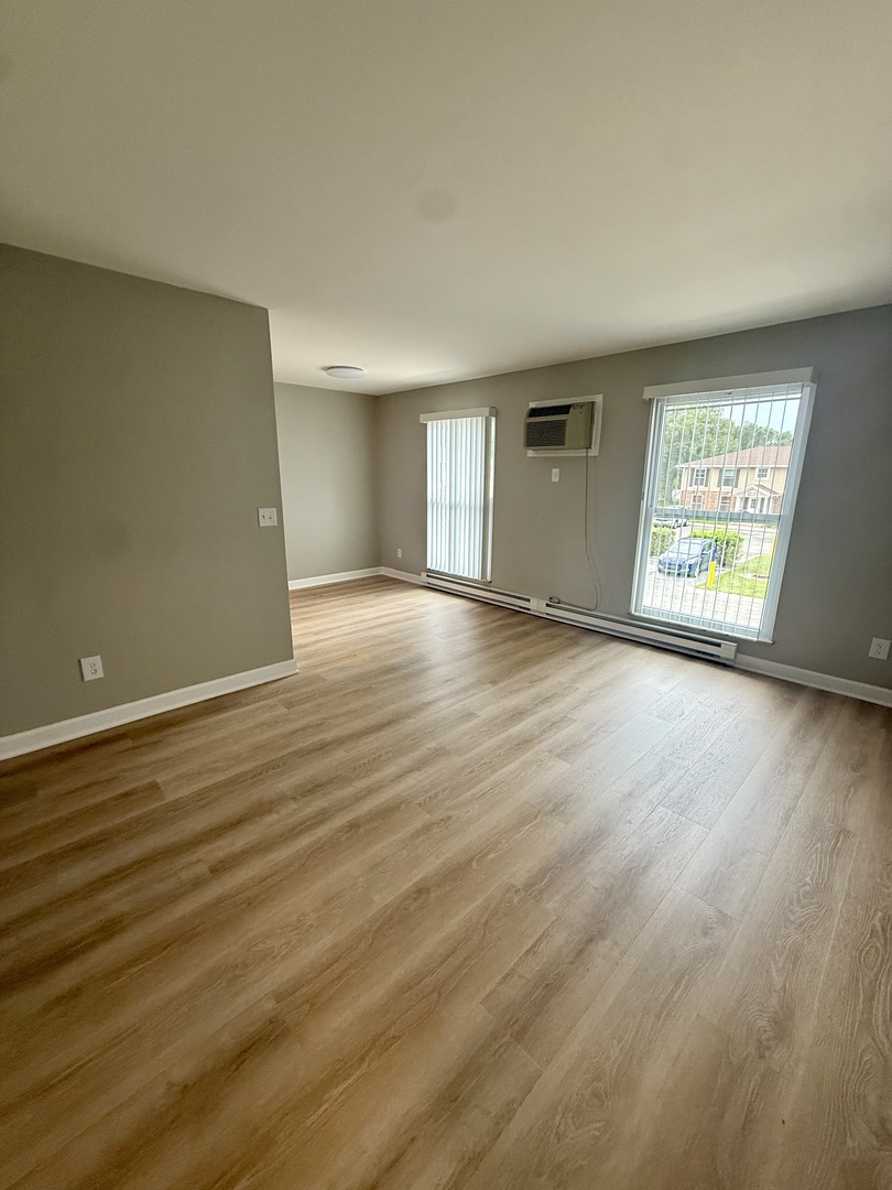 405 E Reed Street 4 Property Photo 6
