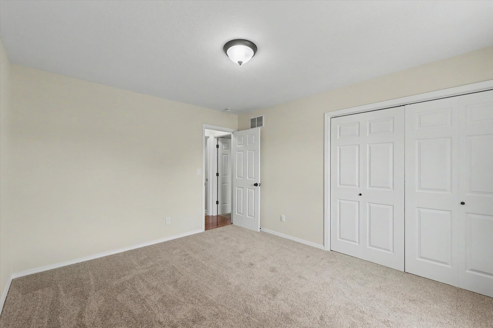 808 E Marshall Street Property Photo 19