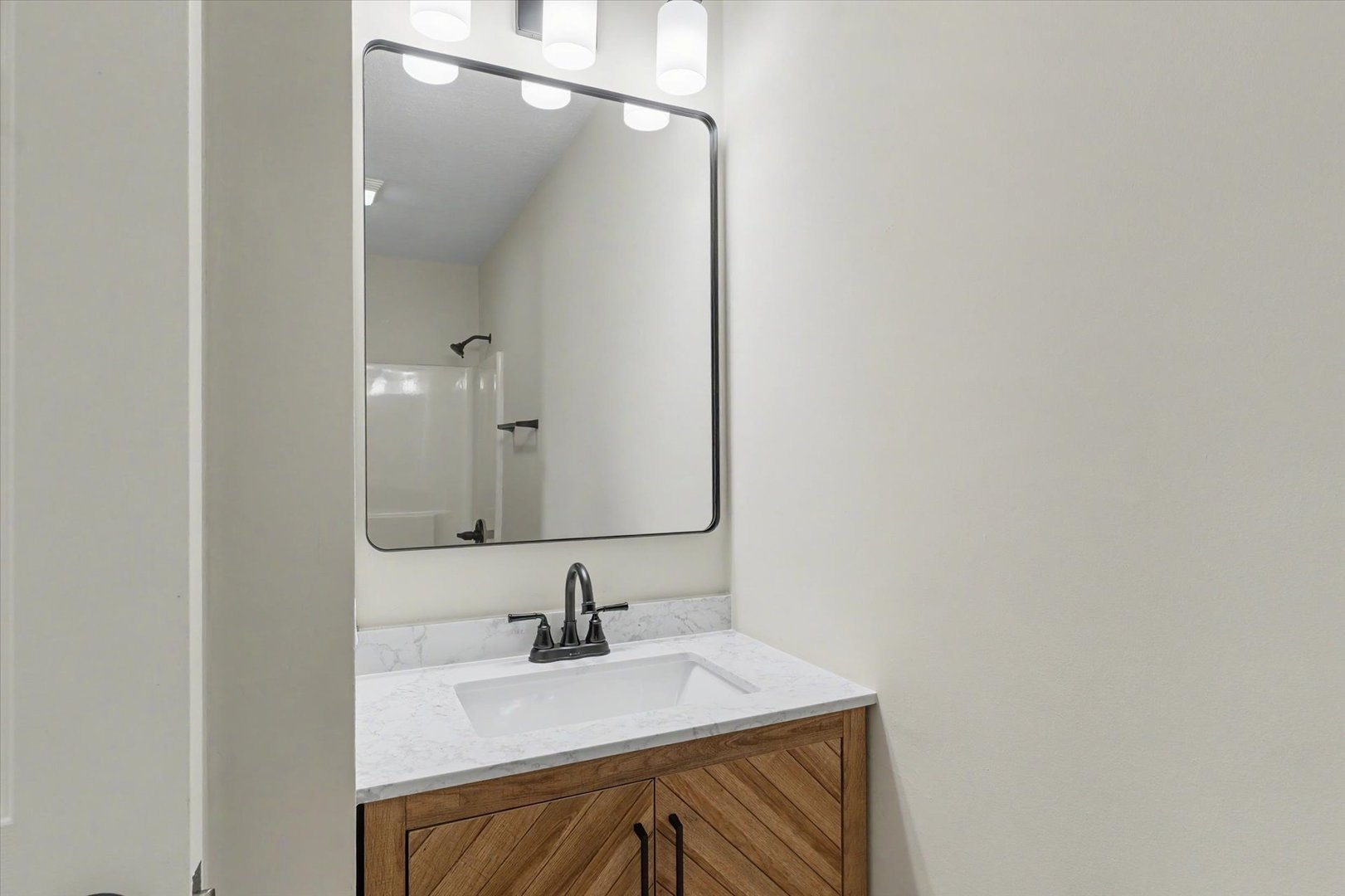 808 E Marshall Street Property Photo 22