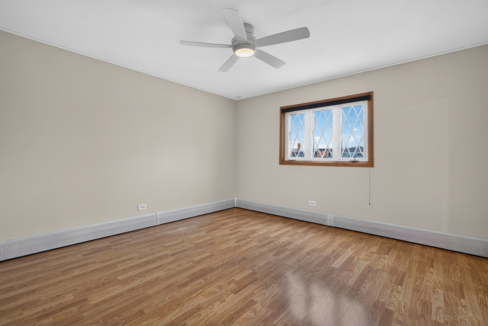 6013 N Emerson Street Property Photo 17