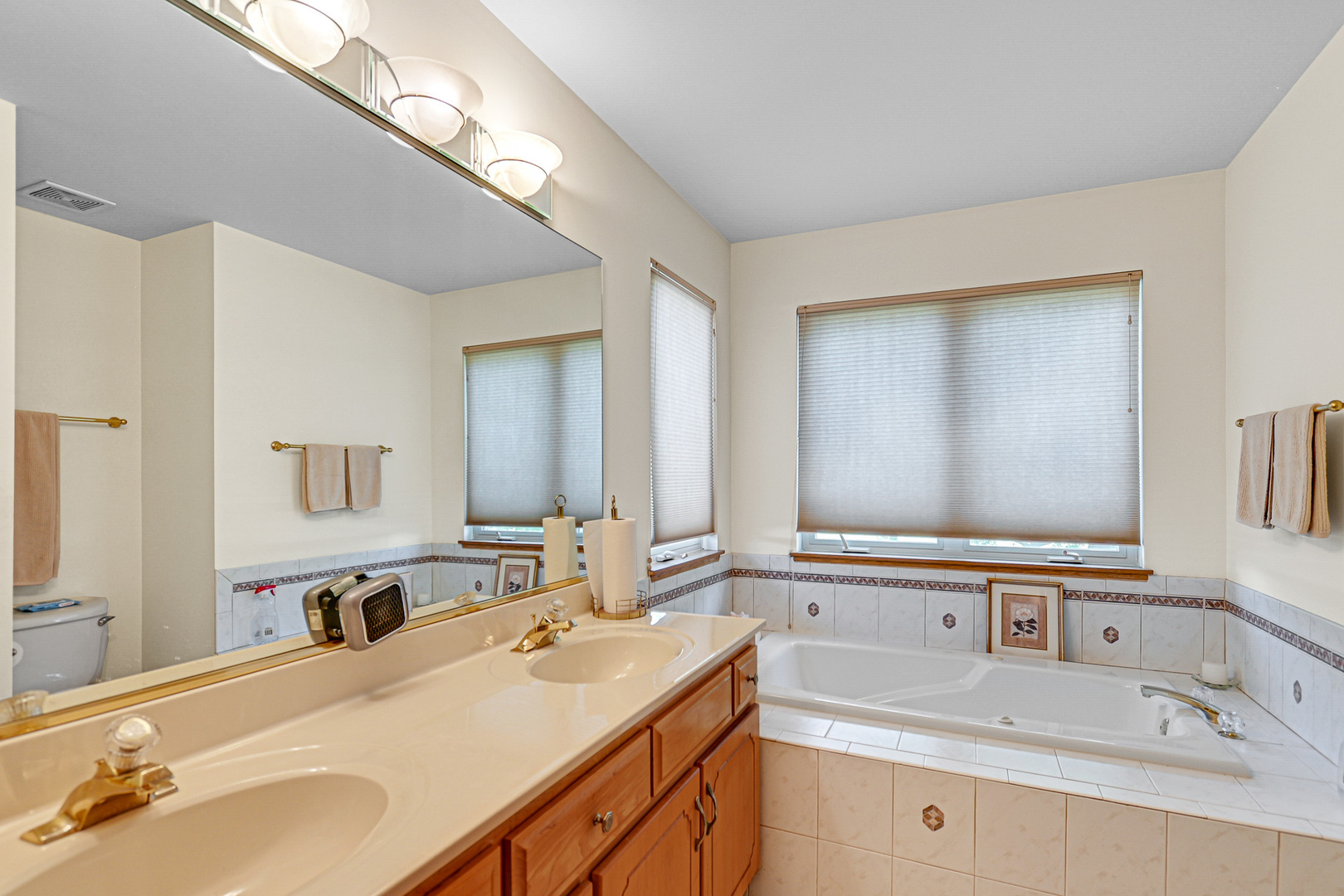 18623 Augusta Lane Property Photo 16