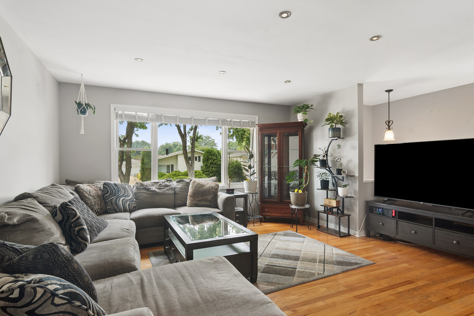 117 S Evergreen Avenue Property Photo 3