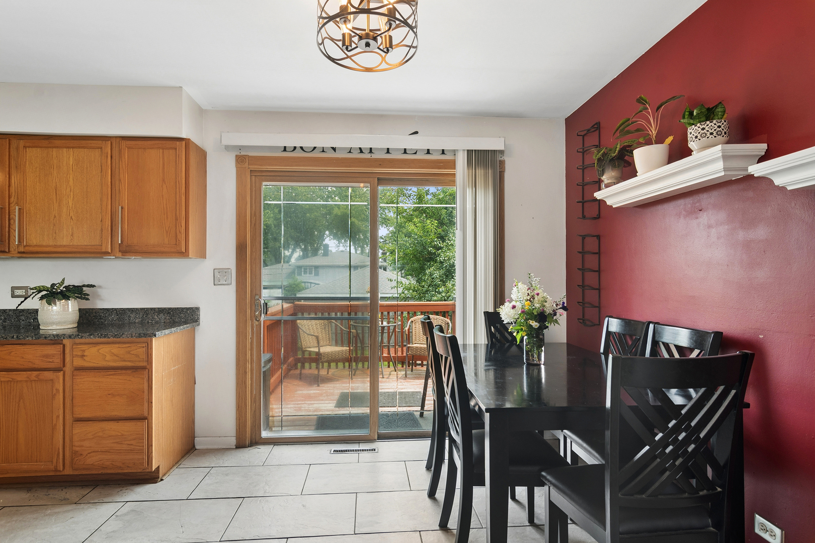 117 S Evergreen Avenue Property Photo 4
