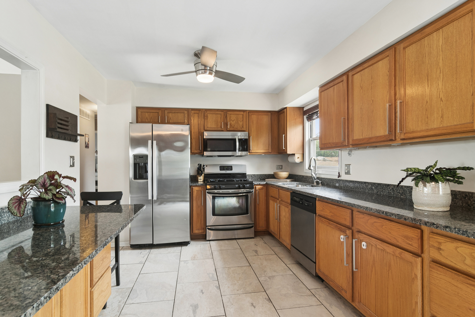 117 S Evergreen Avenue Property Photo 6