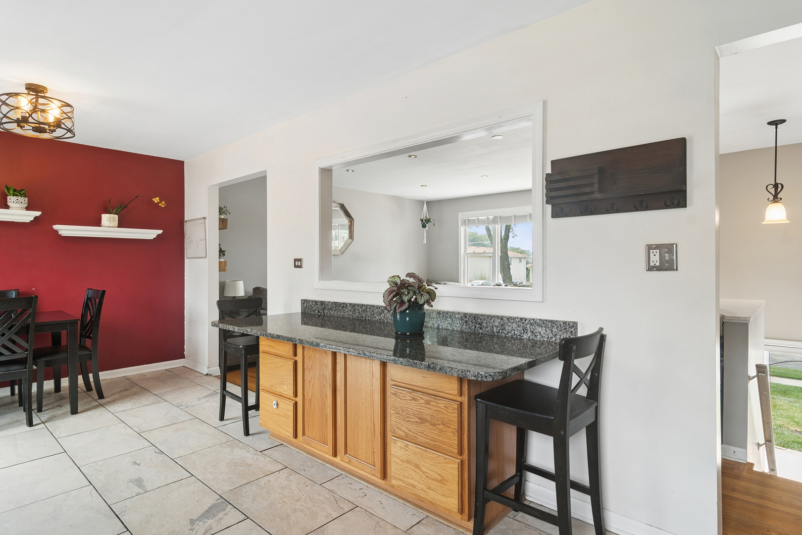117 S Evergreen Avenue Property Photo 9