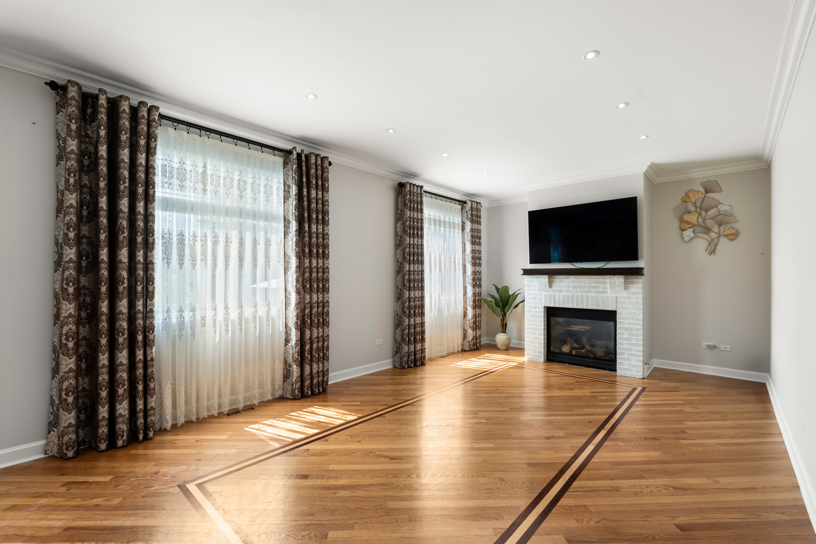 3707 Thoroughbred Lane Property Photo 10