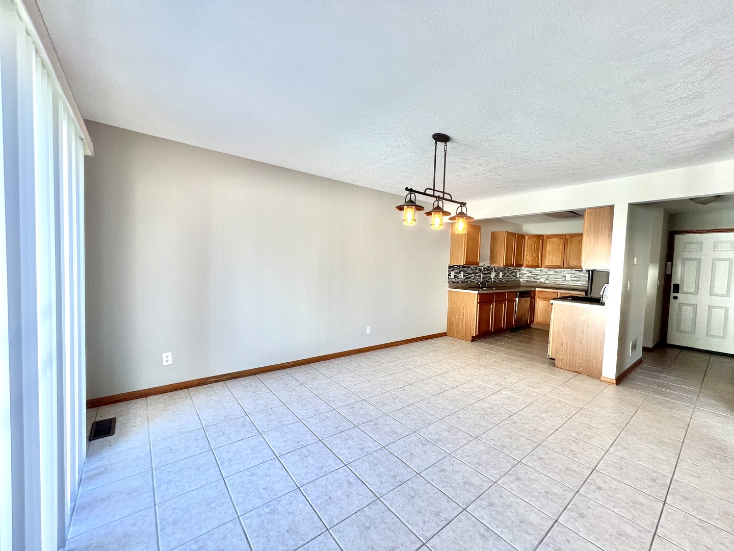 1172 Rose Drive Property Photo 9
