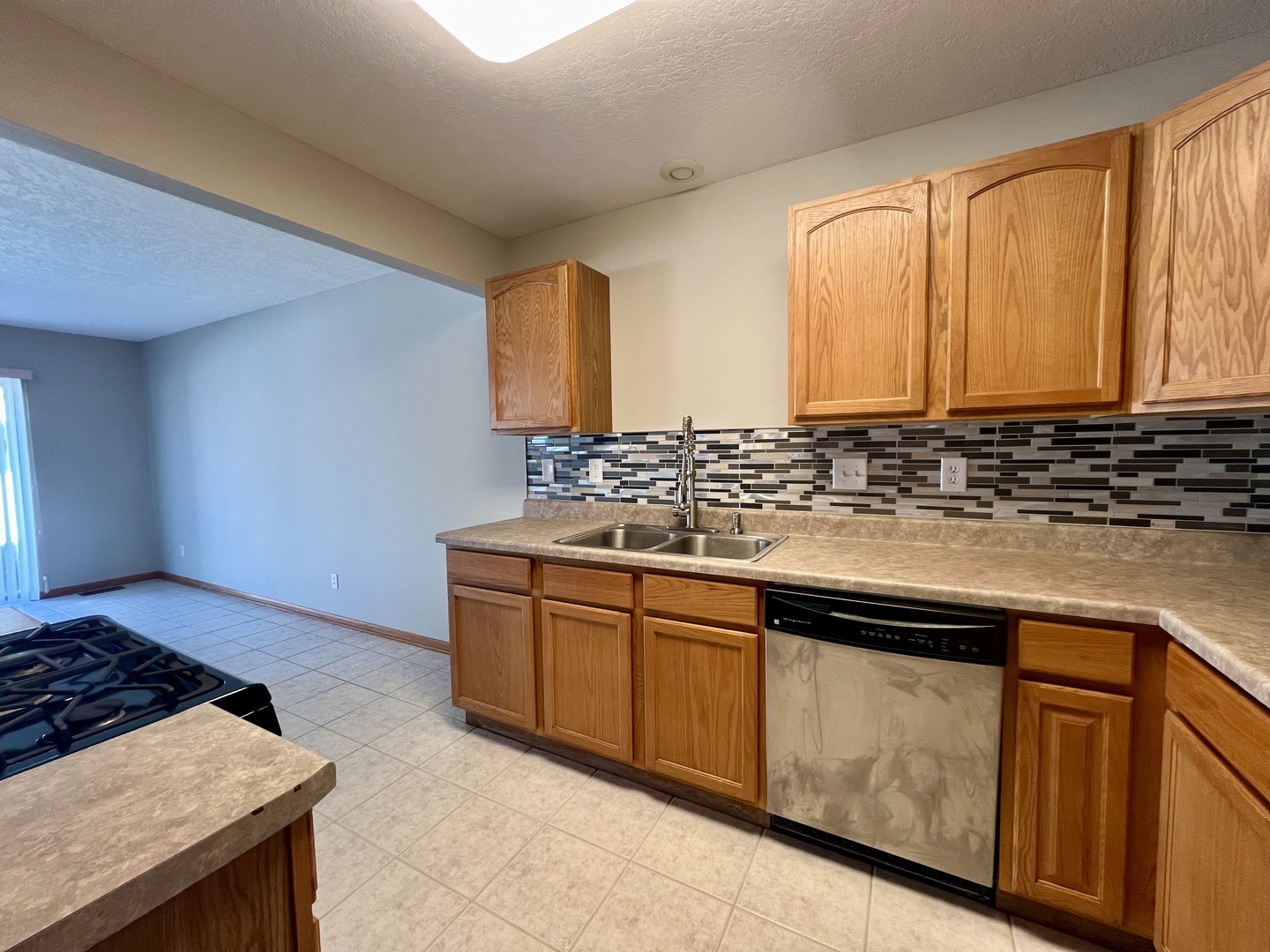 1172 Rose Drive Property Photo 11