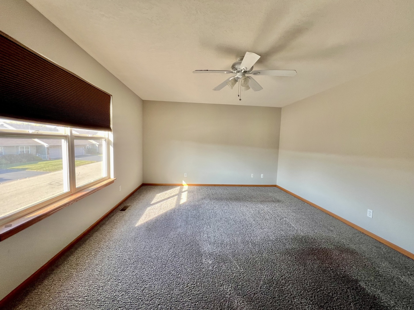 1172 Rose Drive Property Photo 14