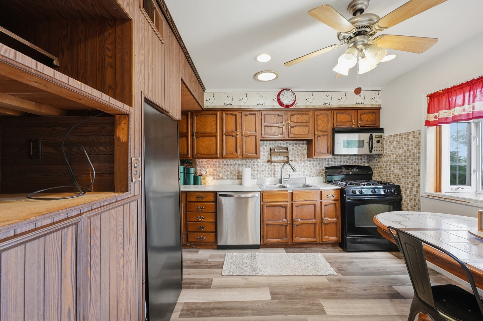 12703974 Property Photo 5