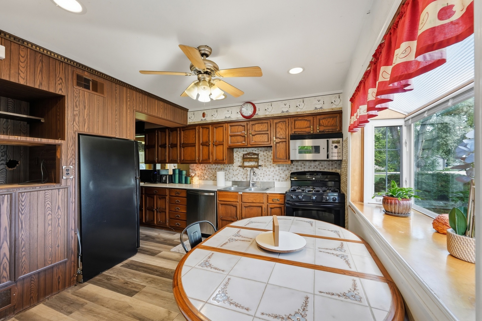 12703974 Property Photo 6