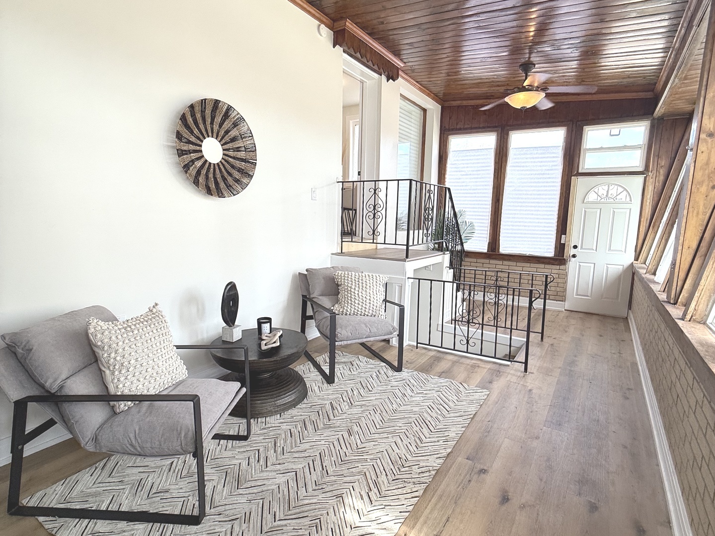 8801 S Clyde Avenue Property Photo 15