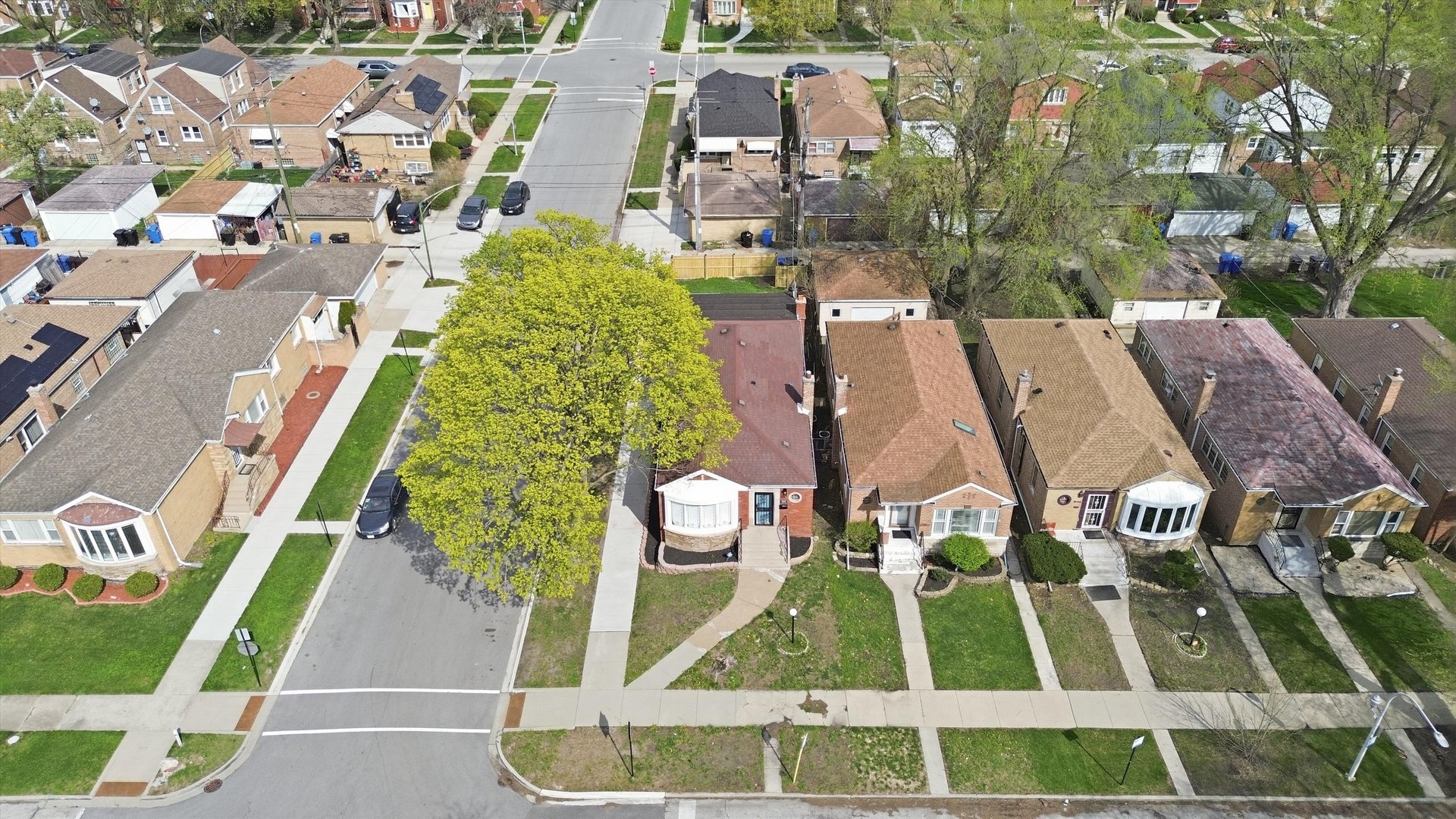 8801 S Clyde Avenue Property Photo 23