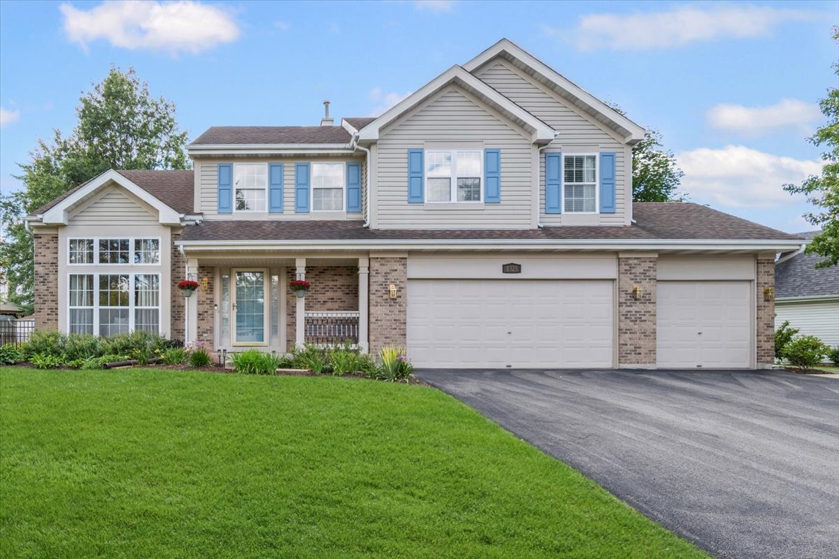 1325 Deerfield Lane Property Photo 1