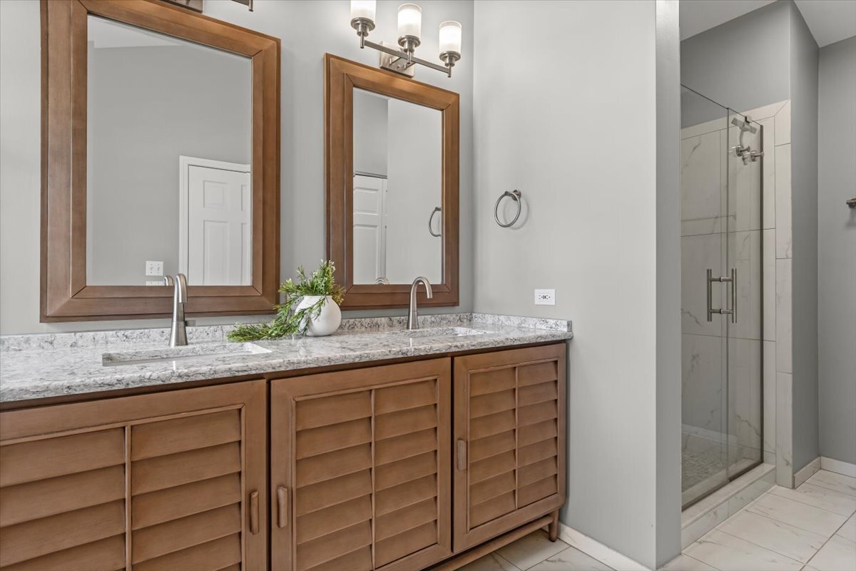 1325 Deerfield Lane Property Photo 14