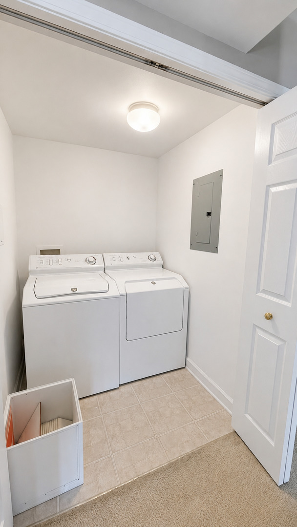 2301 Oakmont Way 502 Property Photo 9