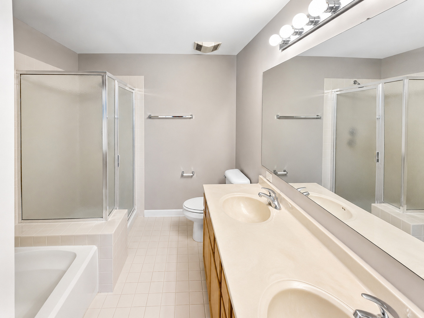 2301 Oakmont Way 502 Property Photo 22