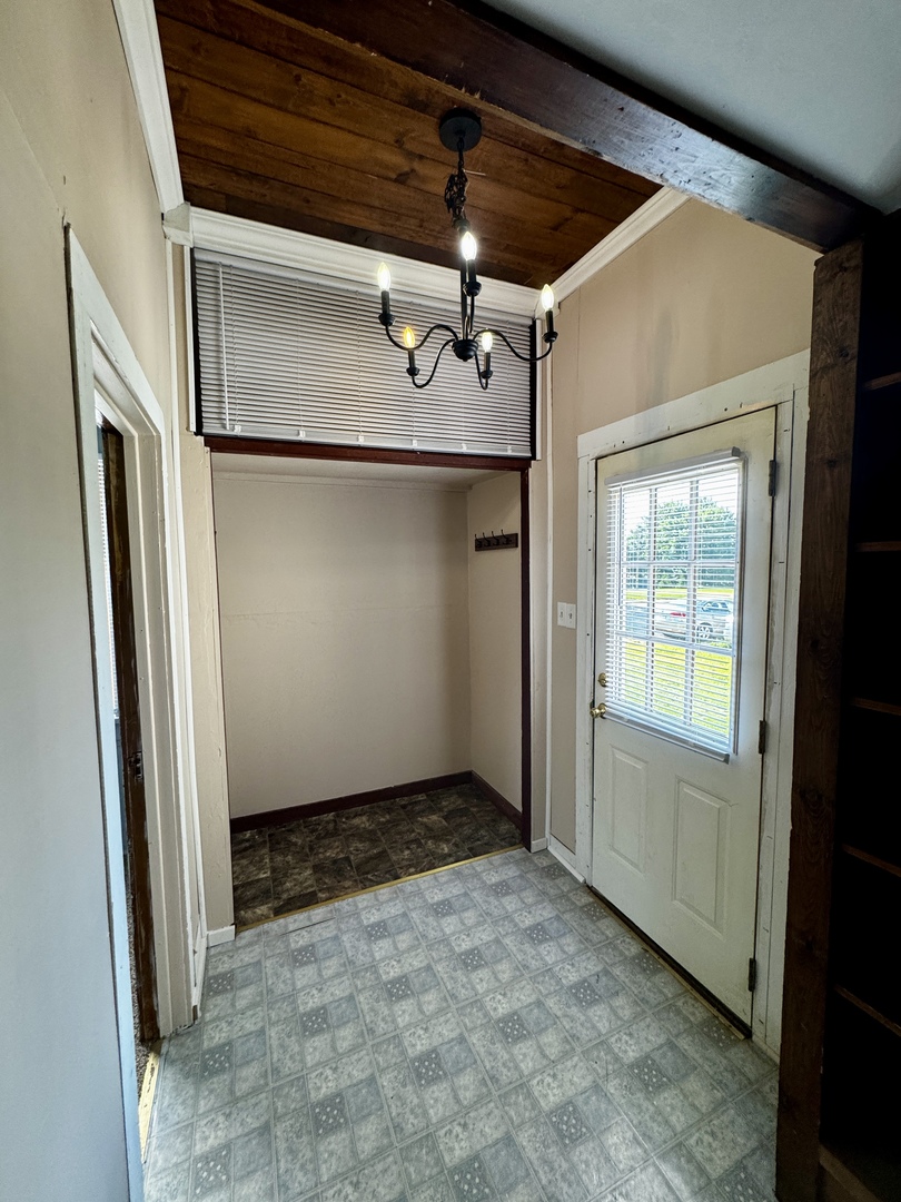 104 N Memorial Street Property Photo 3