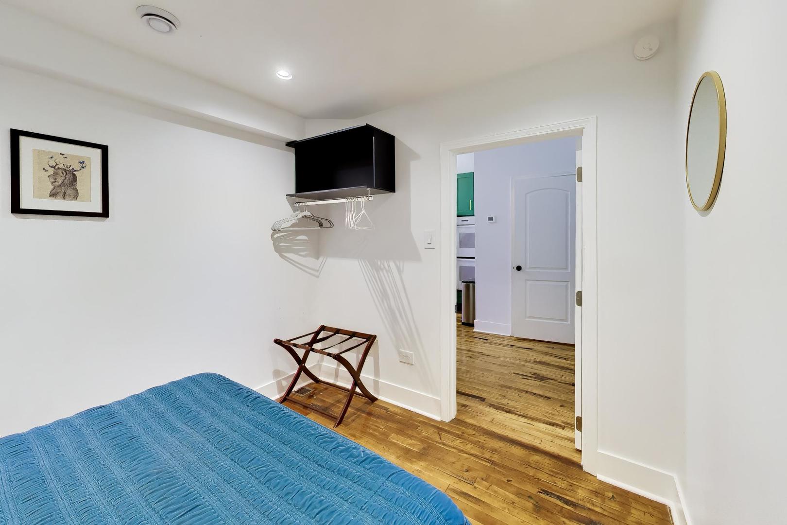 815 N Milwaukee Avenue Property Photo 26