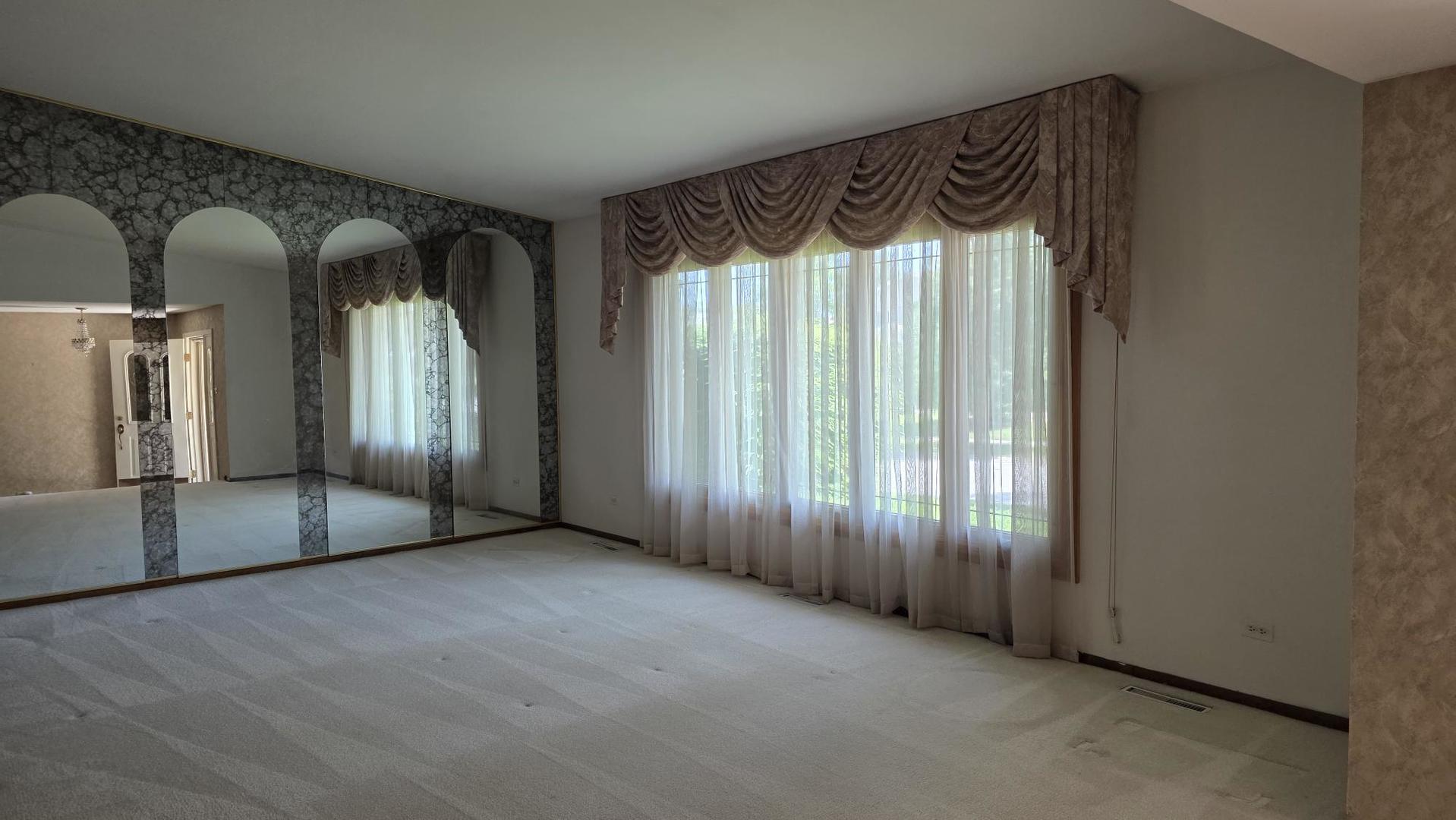 15412 Walnut Road Property Photo 5