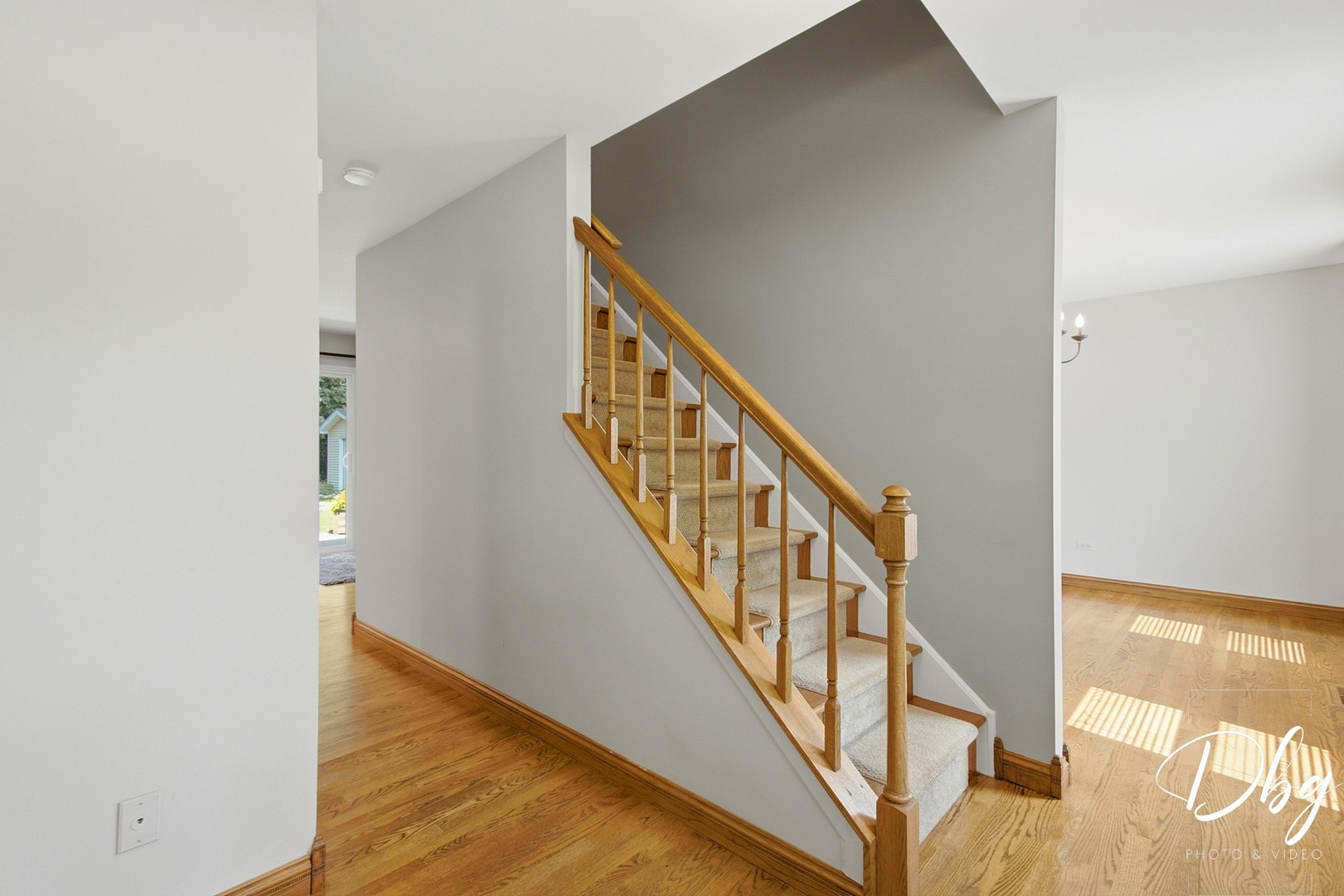 5380 Oakview Lane Property Photo 3