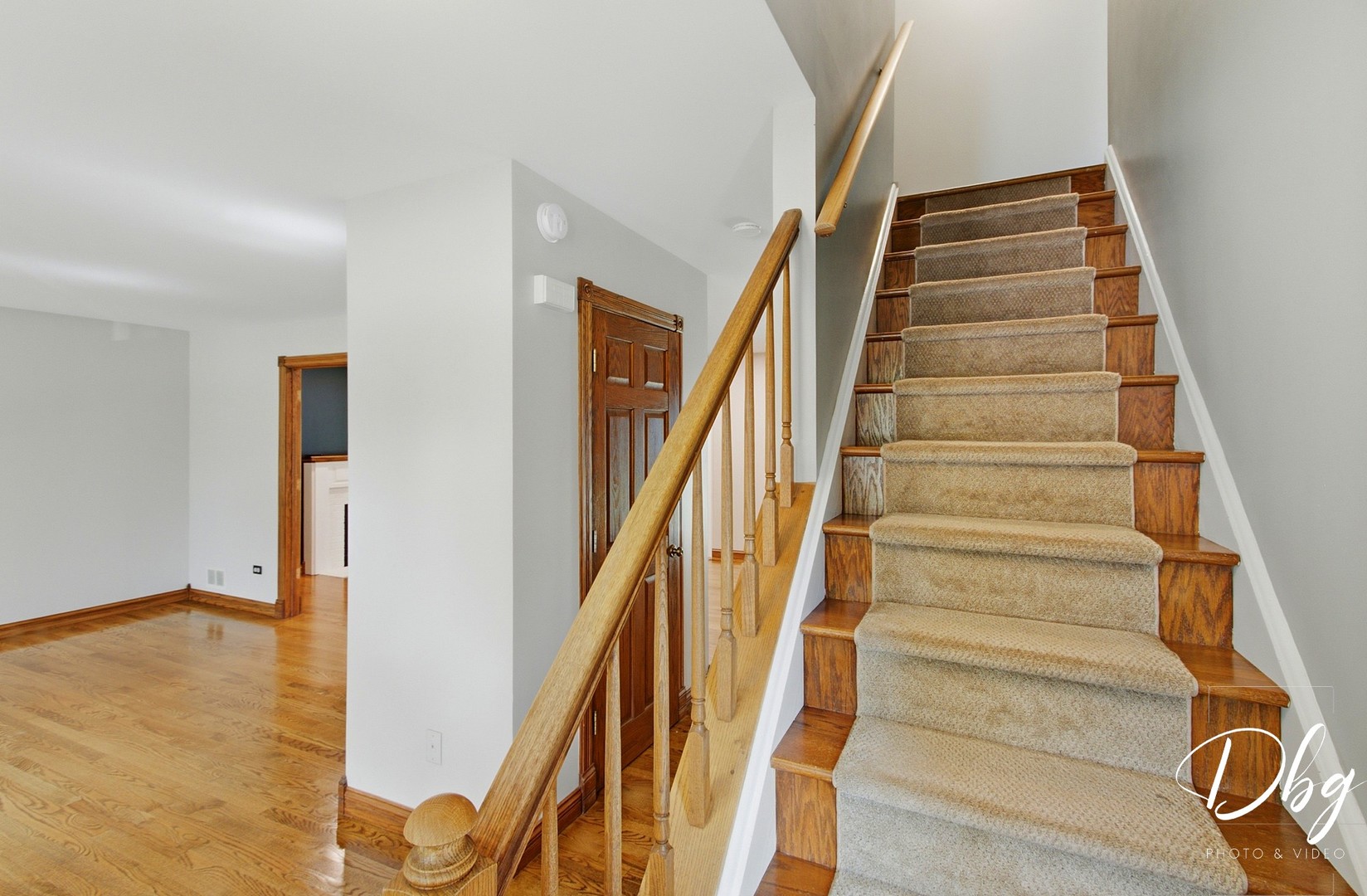 5380 Oakview Lane Property Photo 4
