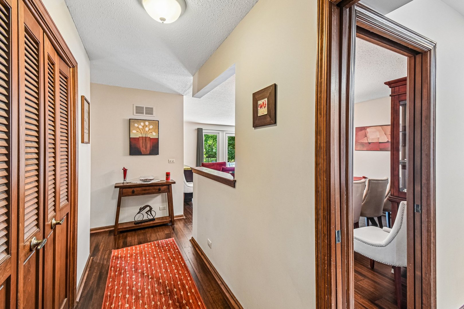 815 S Salem Avenue Property Photo 10