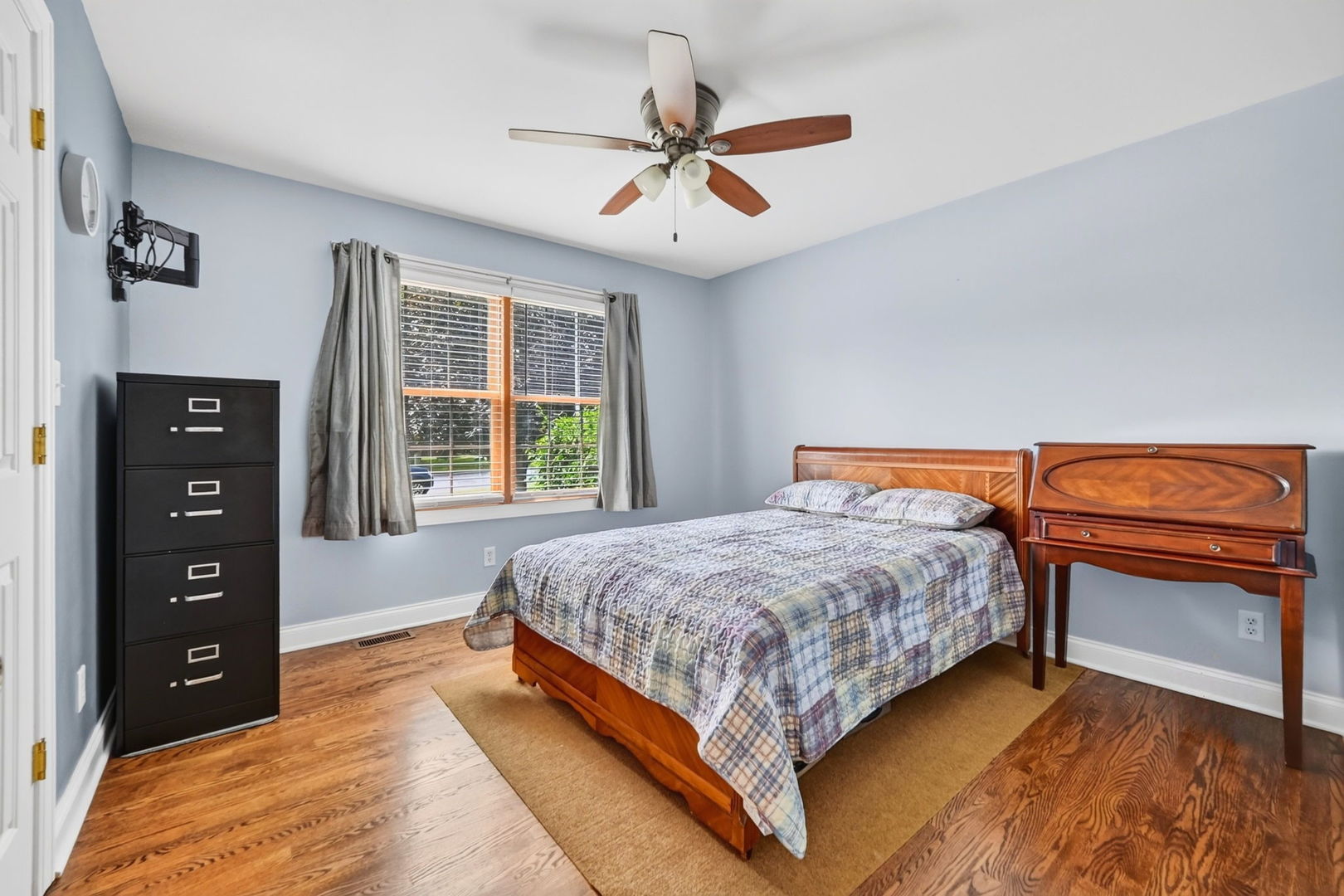 673 Bayfield Drive Property Photo 14