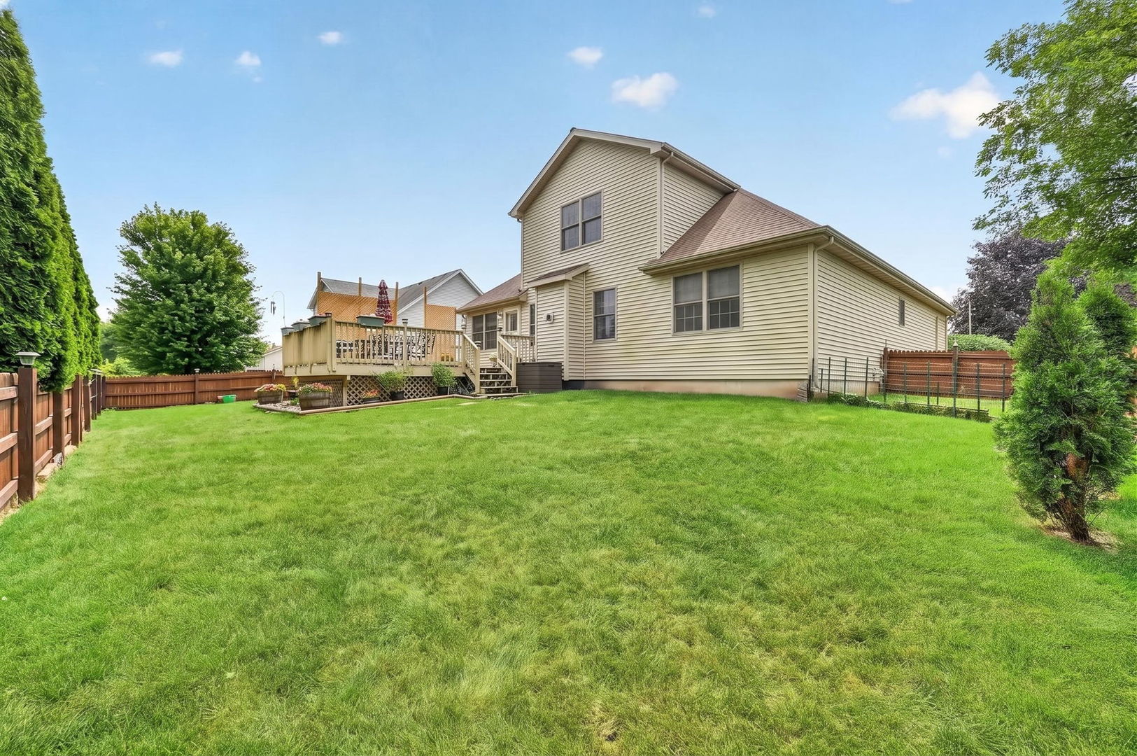 673 Bayfield Drive Property Photo 32