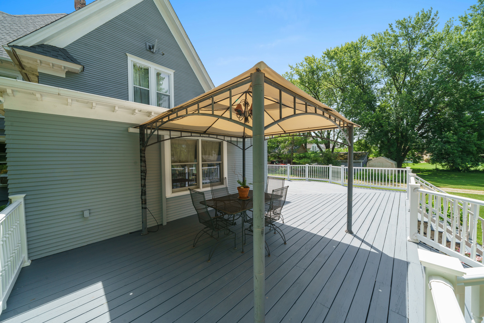 344 Flagg Street Property Photo 5