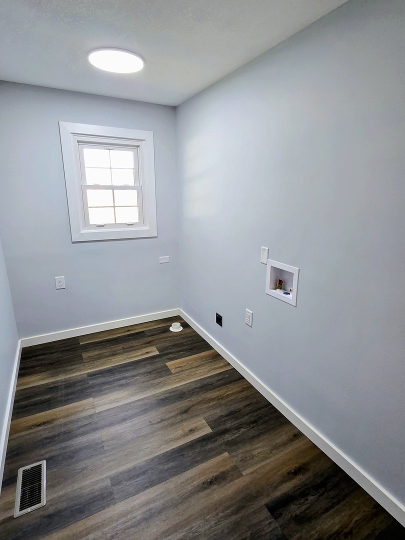 610 Dorset Circle Property Photo 14